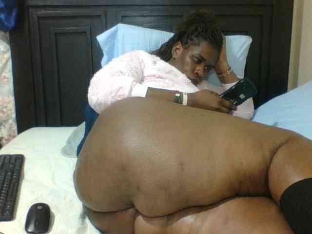 Sexyblacktits webcam