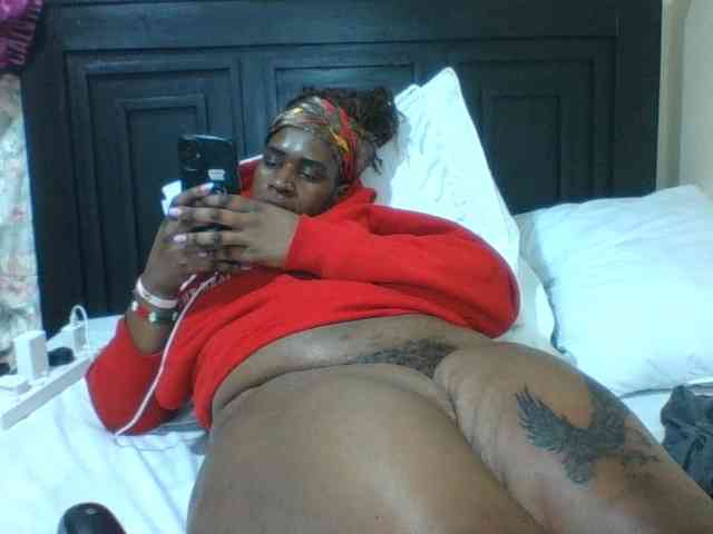 Sexyblacktits webcam