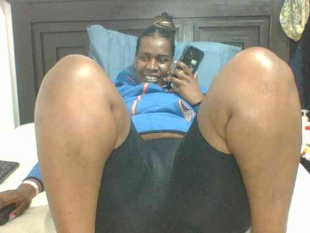 Sexyblacktits webcam