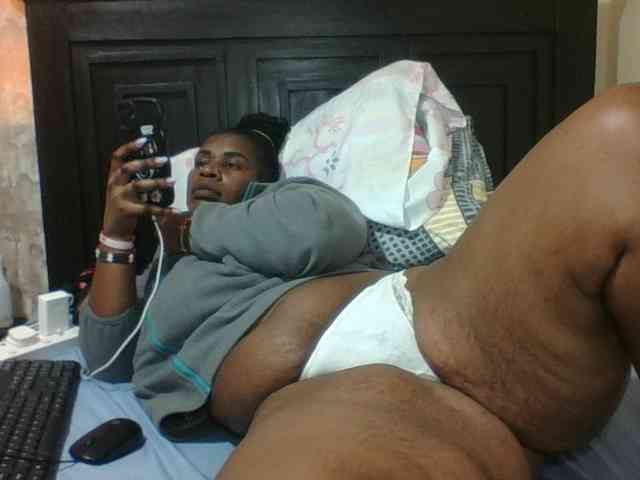 Sexyblacktits webcam