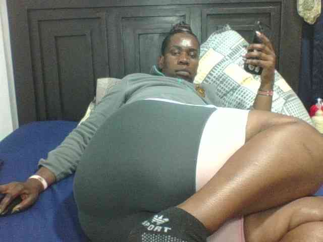 Sexyblacktits webcam