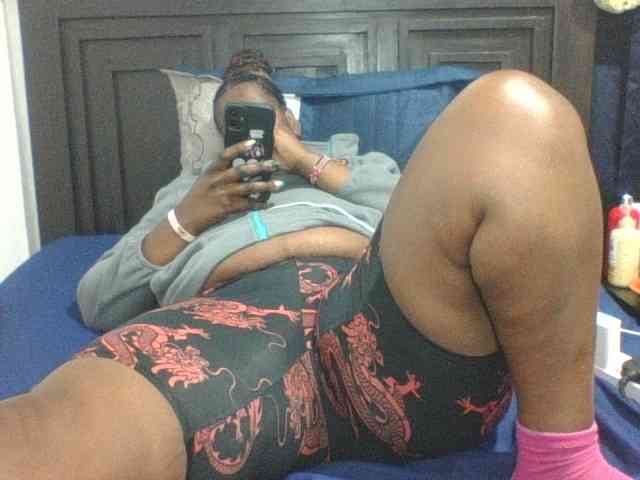 Sexyblacktits webcam