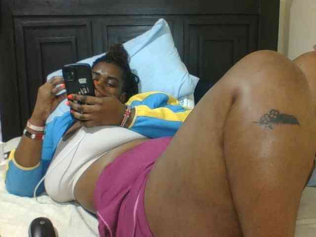 Sexyblacktits webcam