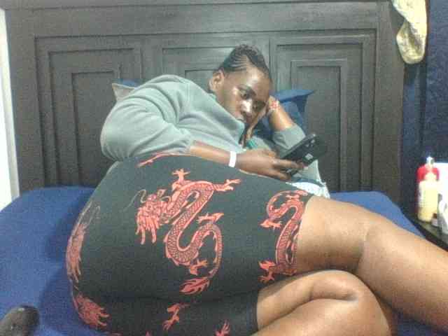 Sexyblacktits webcam