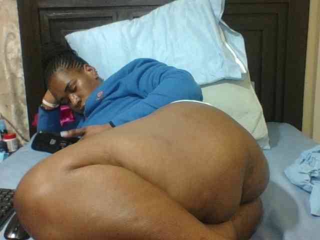 Sexyblacktits webcam