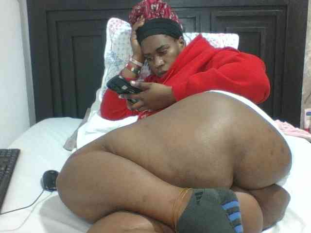 Sexyblacktits webcam