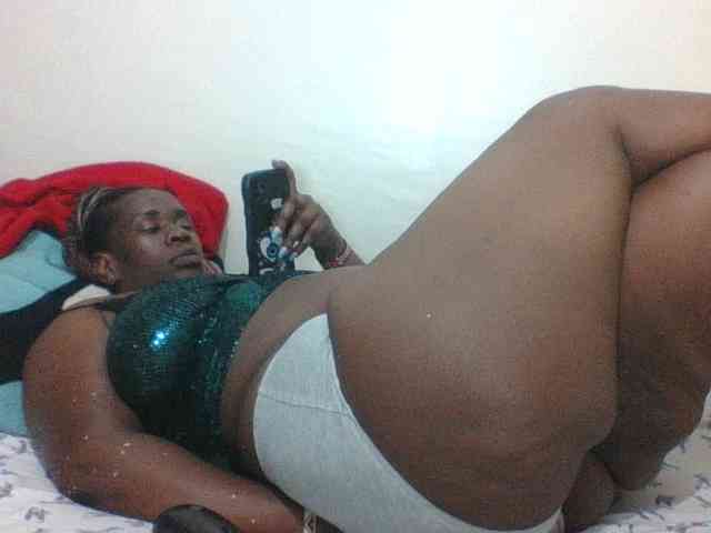 Sexyblacktits webcam