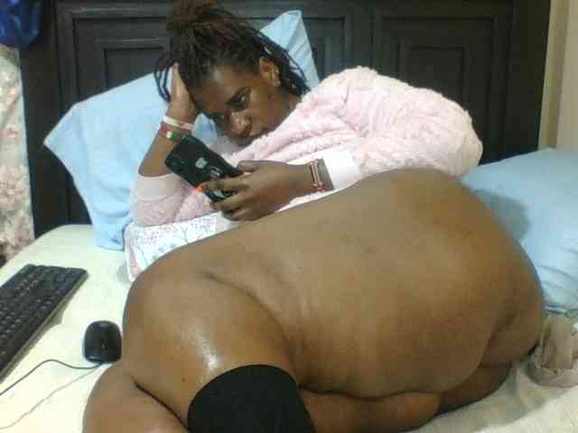Sexyblacktits webcam
