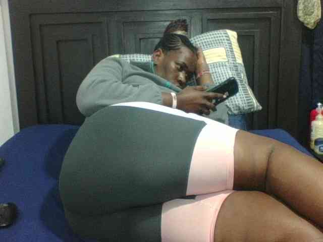 Sexyblacktits webcam