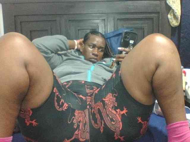 Sexyblacktits webcam