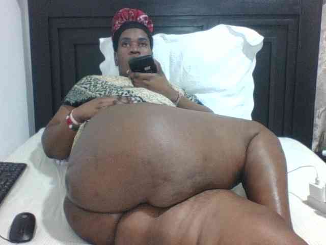 Sexyblacktits webcam