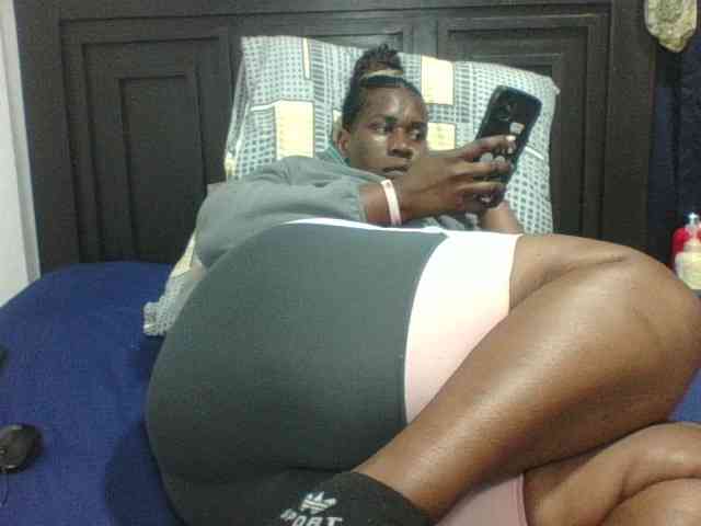 Sexyblacktits webcam