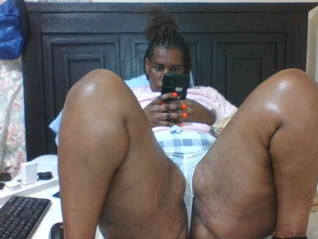 Sexyblacktits webcam