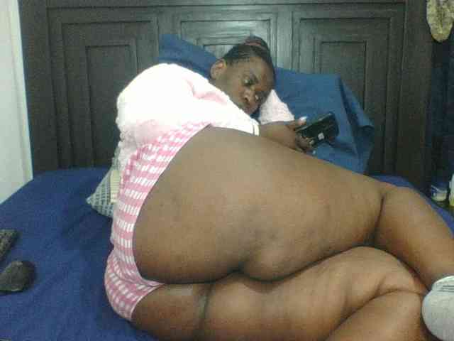 Sexyblacktits webcam