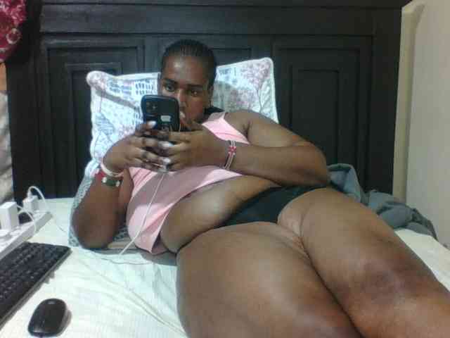 Sexyblacktits webcam