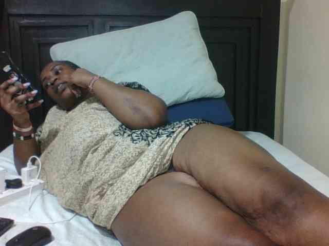 Sexyblacktits webcam