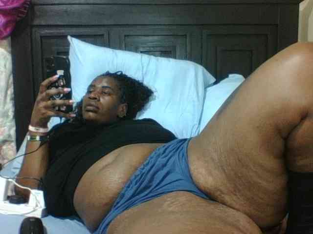 Sexyblacktits webcam