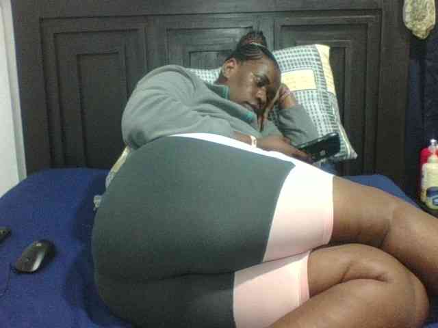 Sexyblacktits webcam