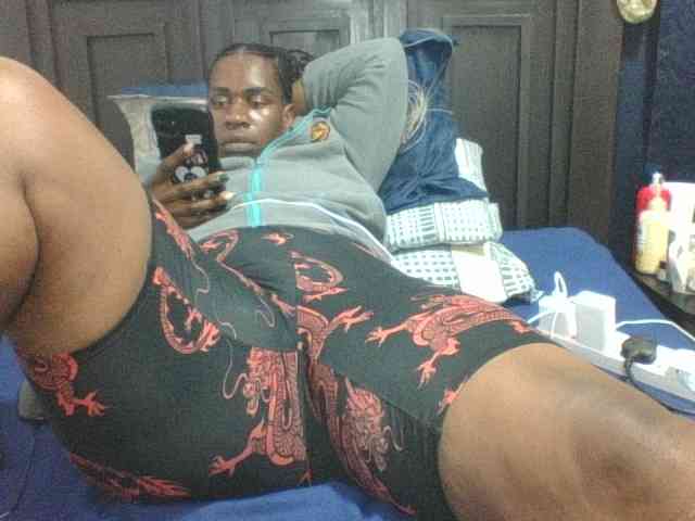 Sexyblacktits webcam