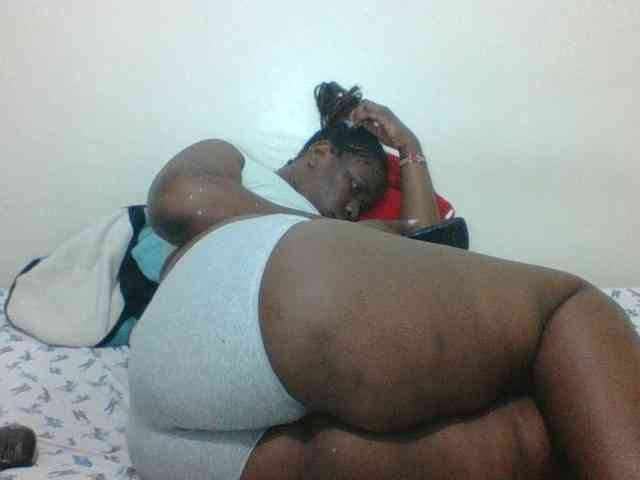 Sexyblacktits webcam