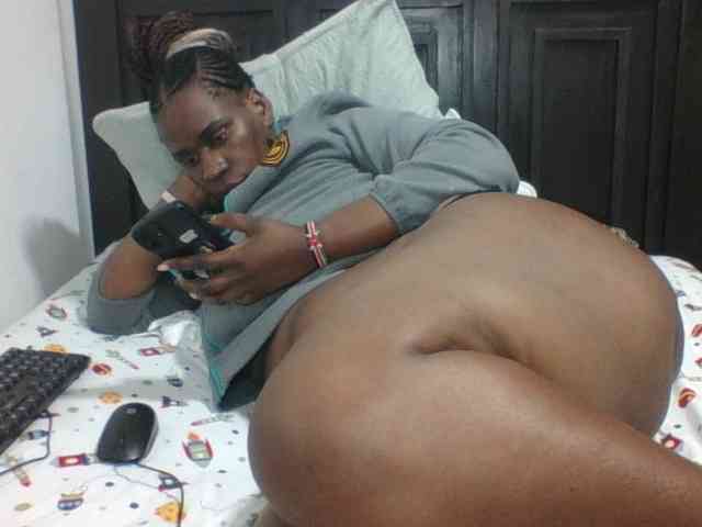 Sexyblacktits webcam