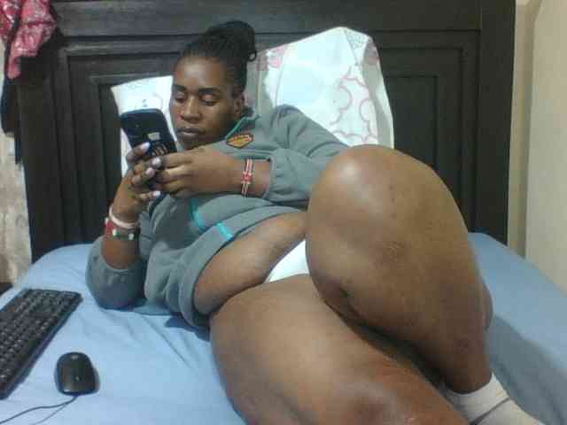 Sexyblacktits webcam