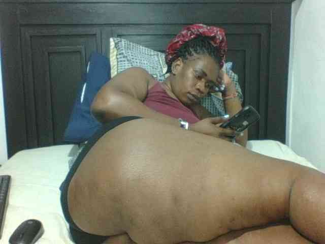 Sexyblacktits webcam