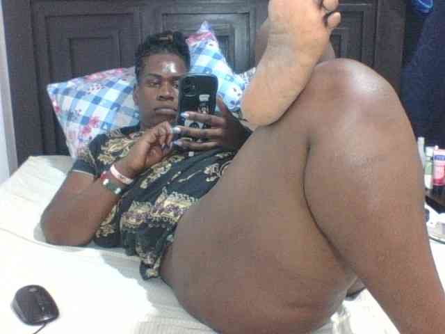 Sexyblacktits webcam