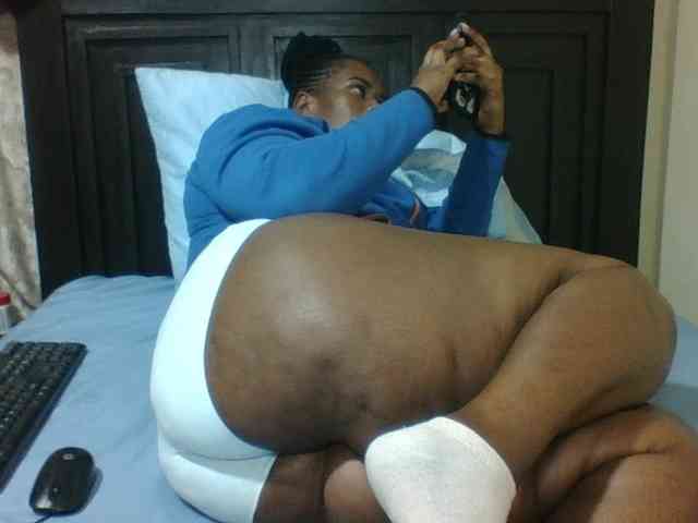 Sexyblacktits webcam