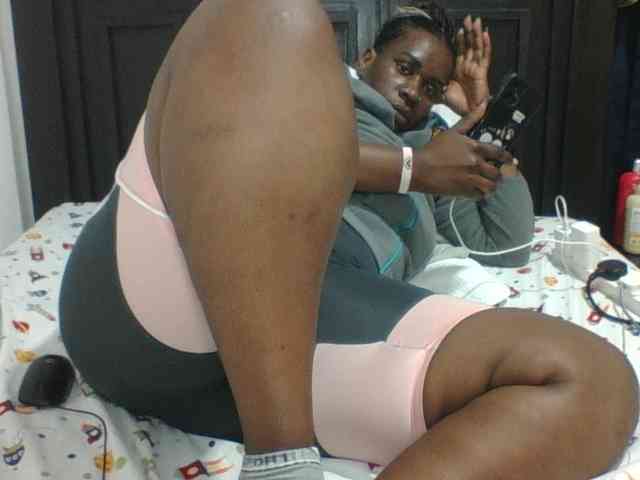 Sexyblacktits webcam