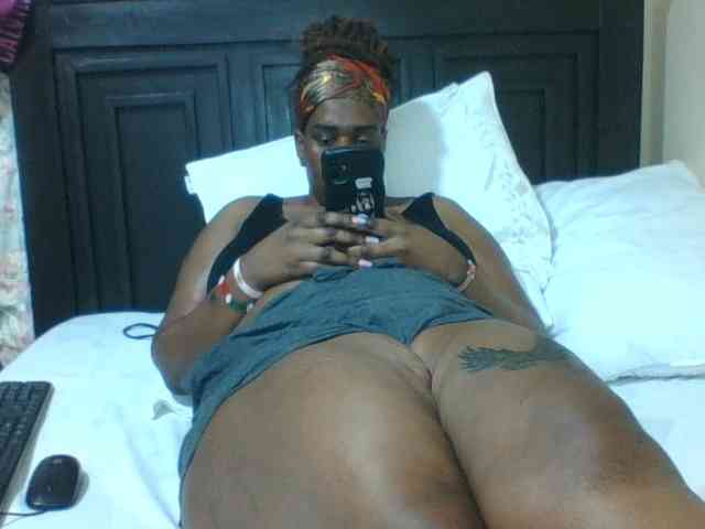 Sexyblacktits webcam