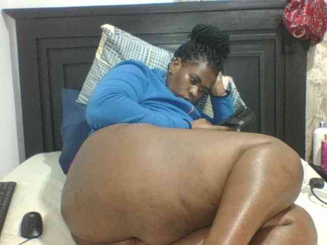 Sexyblacktits webcam