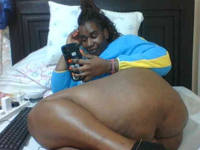 Sexyblacktits webcam