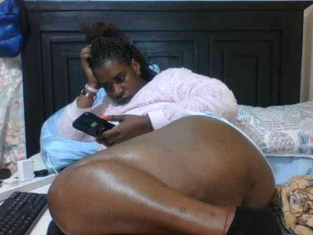Sexyblacktits webcam