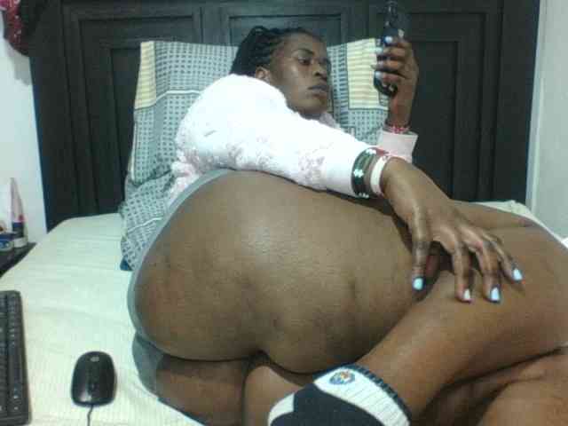 Sexyblacktits webcam