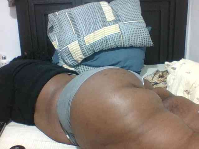 Sexyblacktits webcam