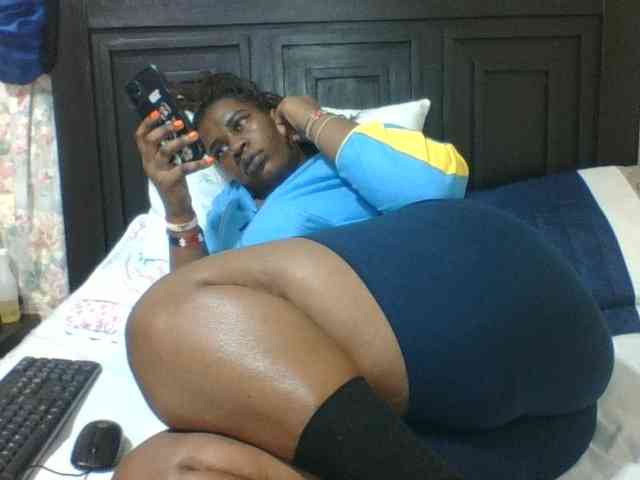 Sexyblacktits webcam