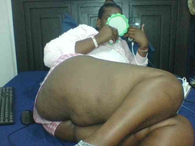 Sexyblacktits webcam