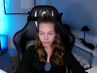 hollyBB
