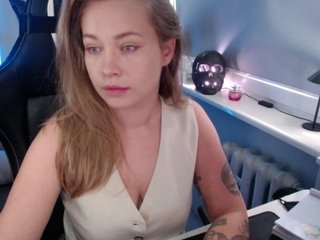 hollyBB Porn Show