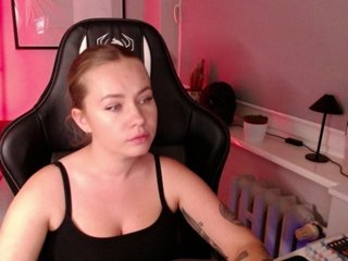 hollyBB Porn Show