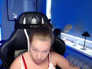hollyBB