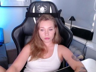 hollyBB