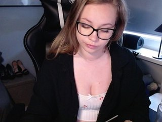 hollyBB Porn Show