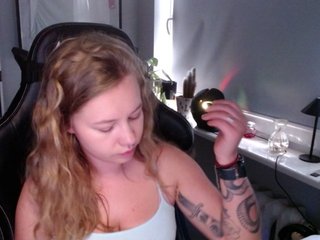 hollyBB