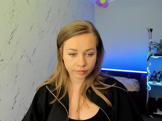 hollyBB Porn Show