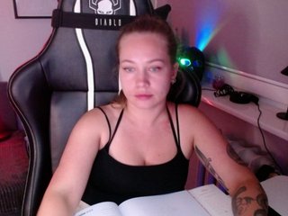 hollyBB