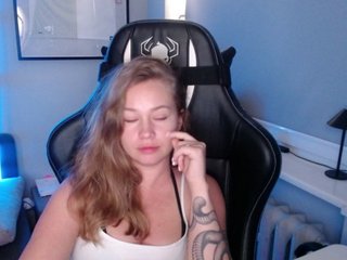 hollyBB Porn Show
