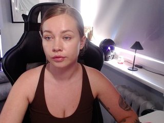hollyBB