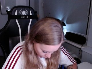 hollyBB Porn Show